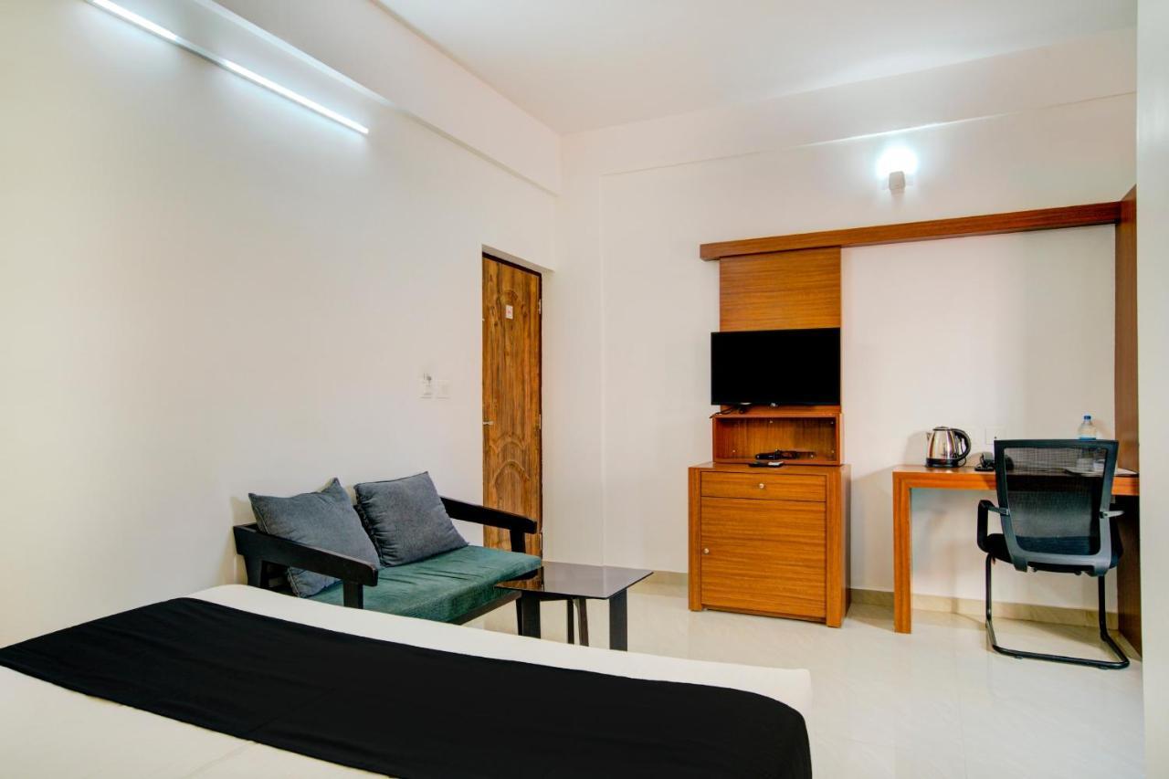 Vaccinated Staff- Capital O 74715 Phoenix Holidays 4*
