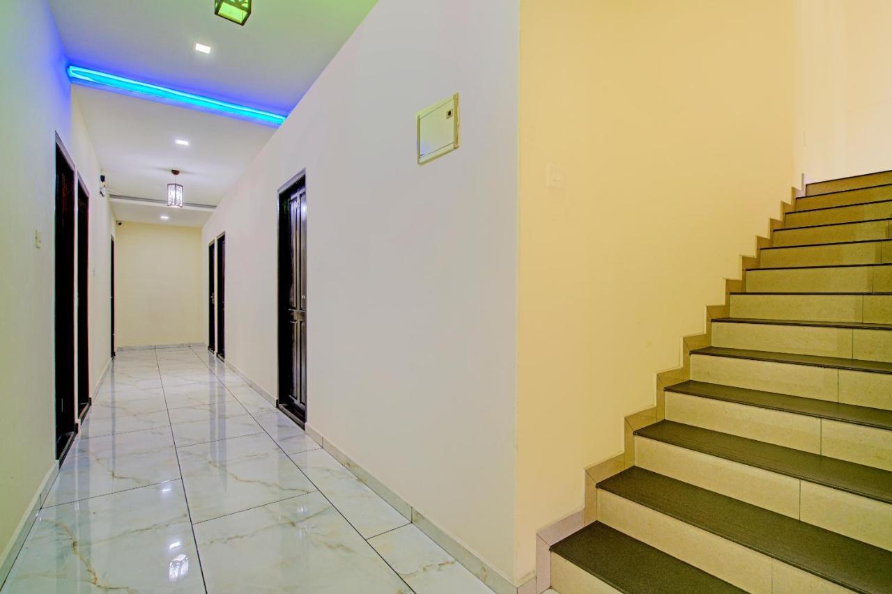 Hotel Oyo Flagship 77876 Amigo Suites