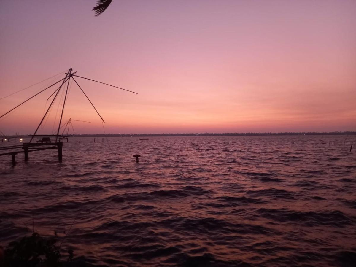 Kallanchery Retreat * Kochi