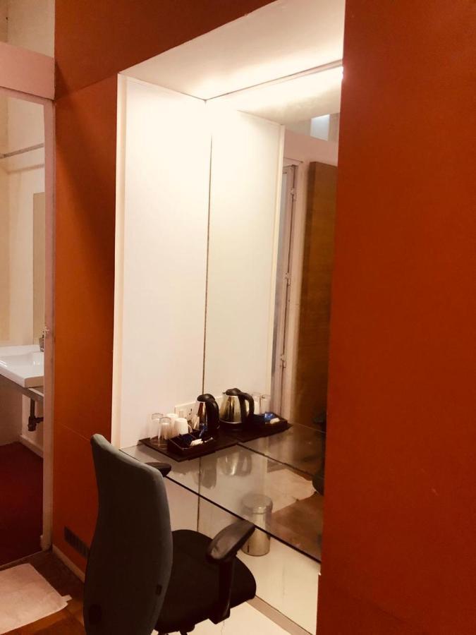 Presidency Artotel, * Kochi