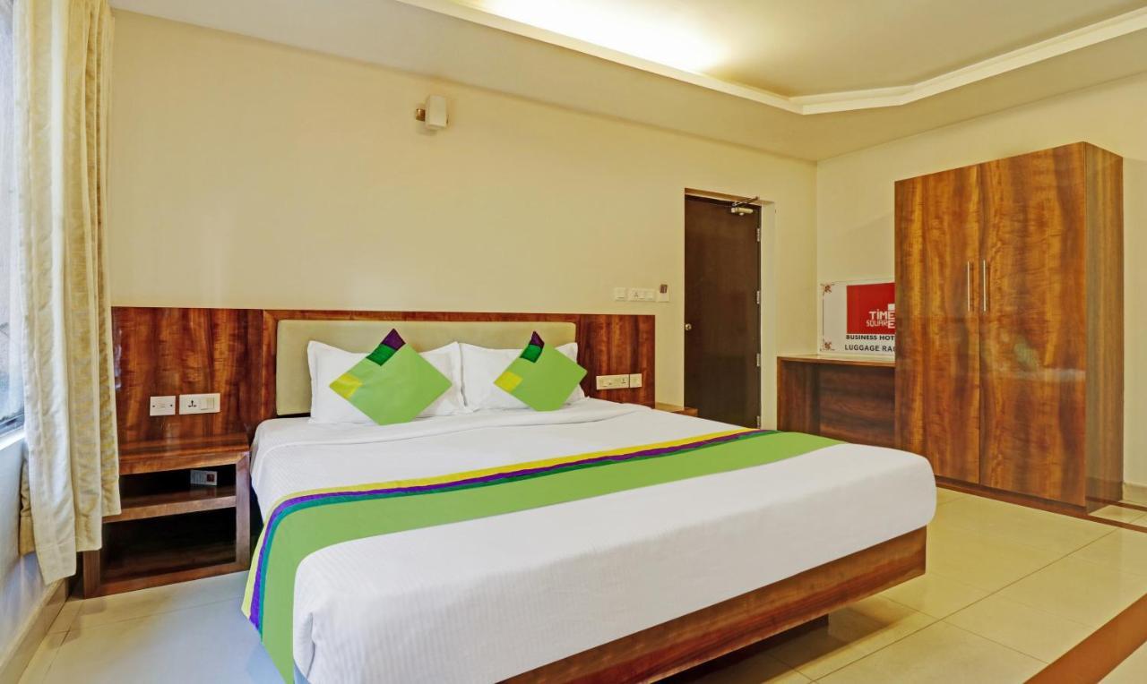 Hotel Treebo Trend Time Square Marine Drive