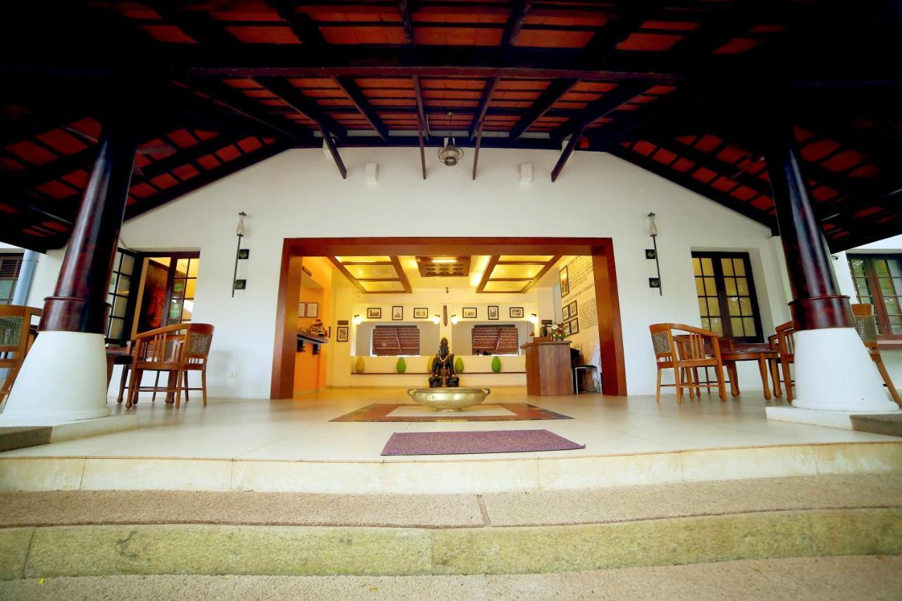 Hotel Old Lighthouse Bristow , 3*