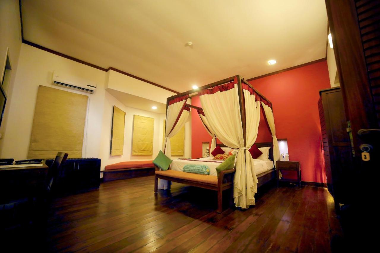 Old Lighthouse Bristow , 3* Kochi