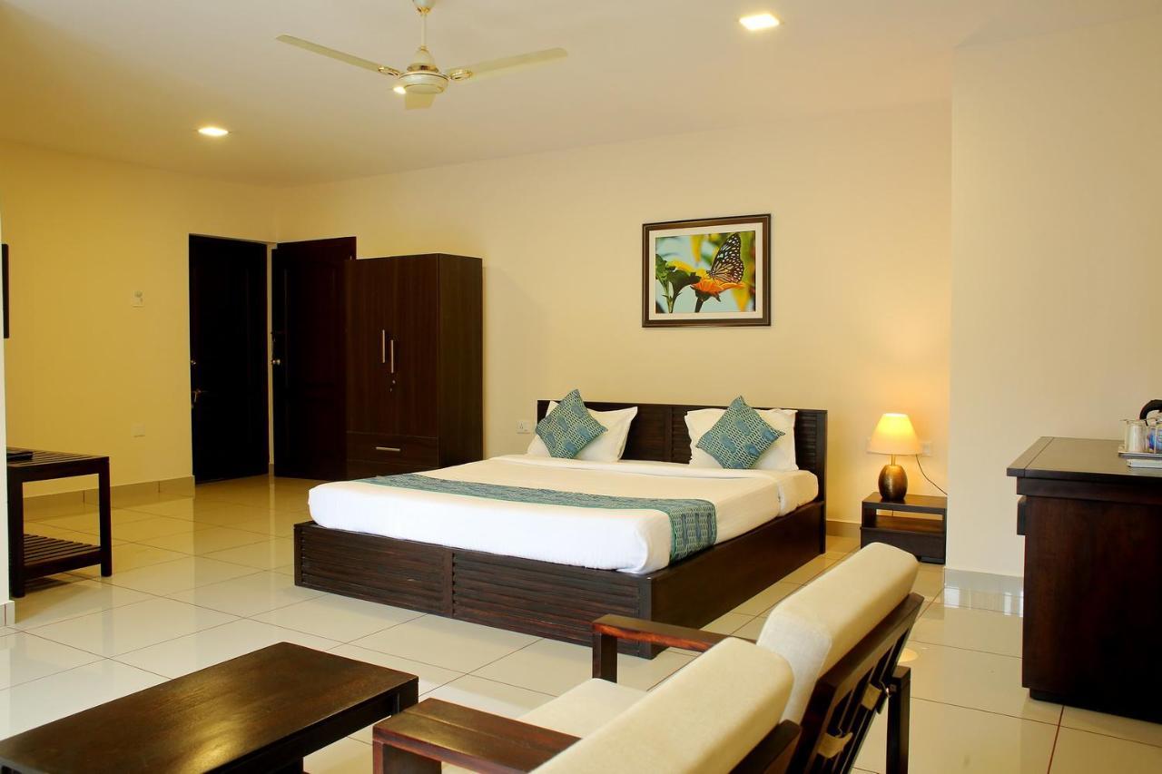 Emerald Hills Club Resort *