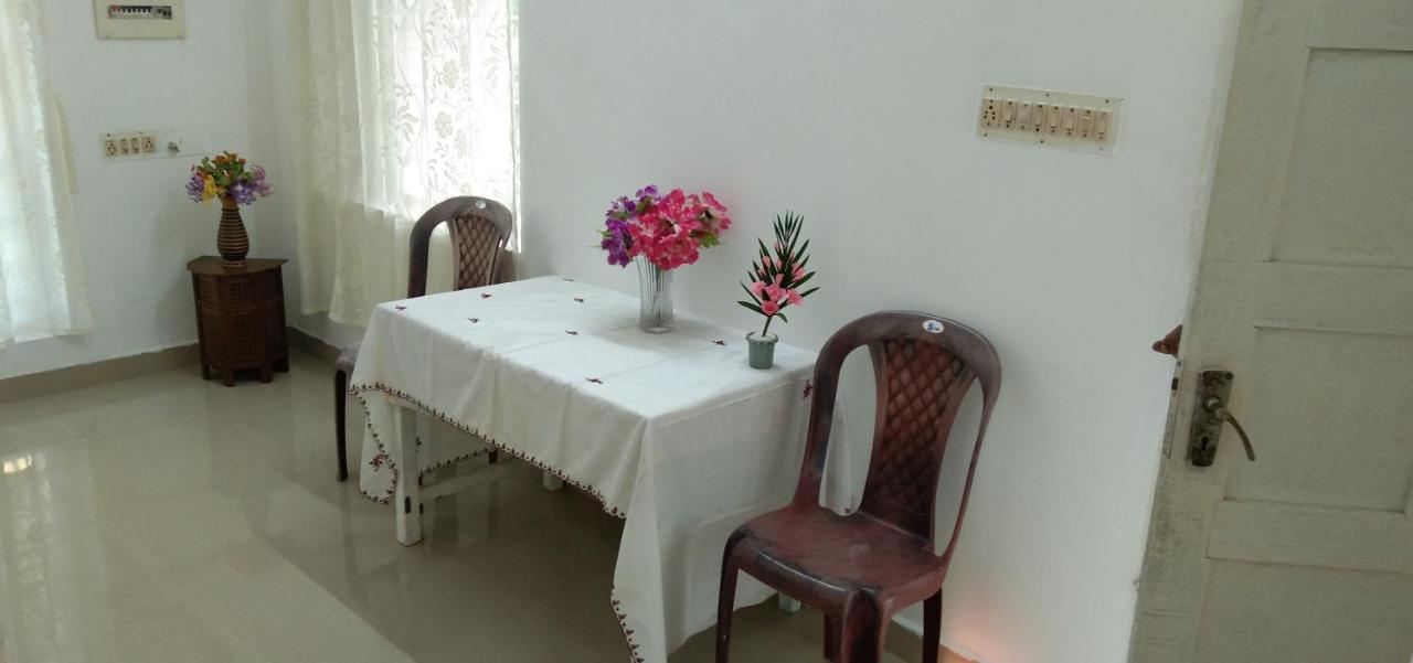 Jestine Guest house *
