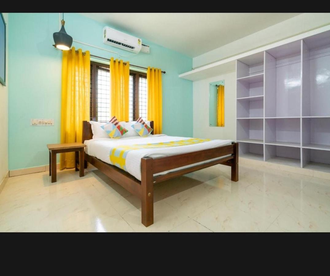 Tharayil Apartment