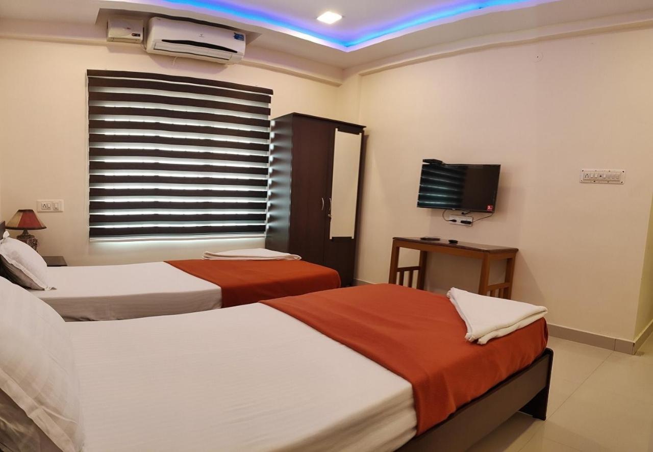 Hotel Phils' Residency & Banquets Kochi