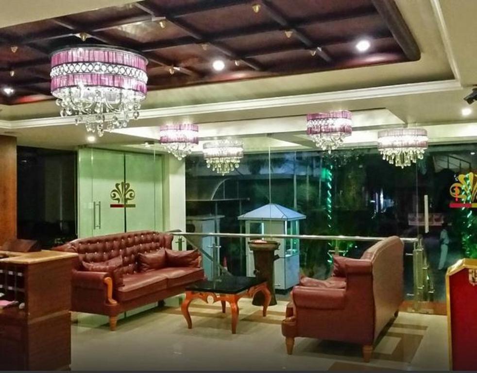 Hotel Cochin Palace 4*