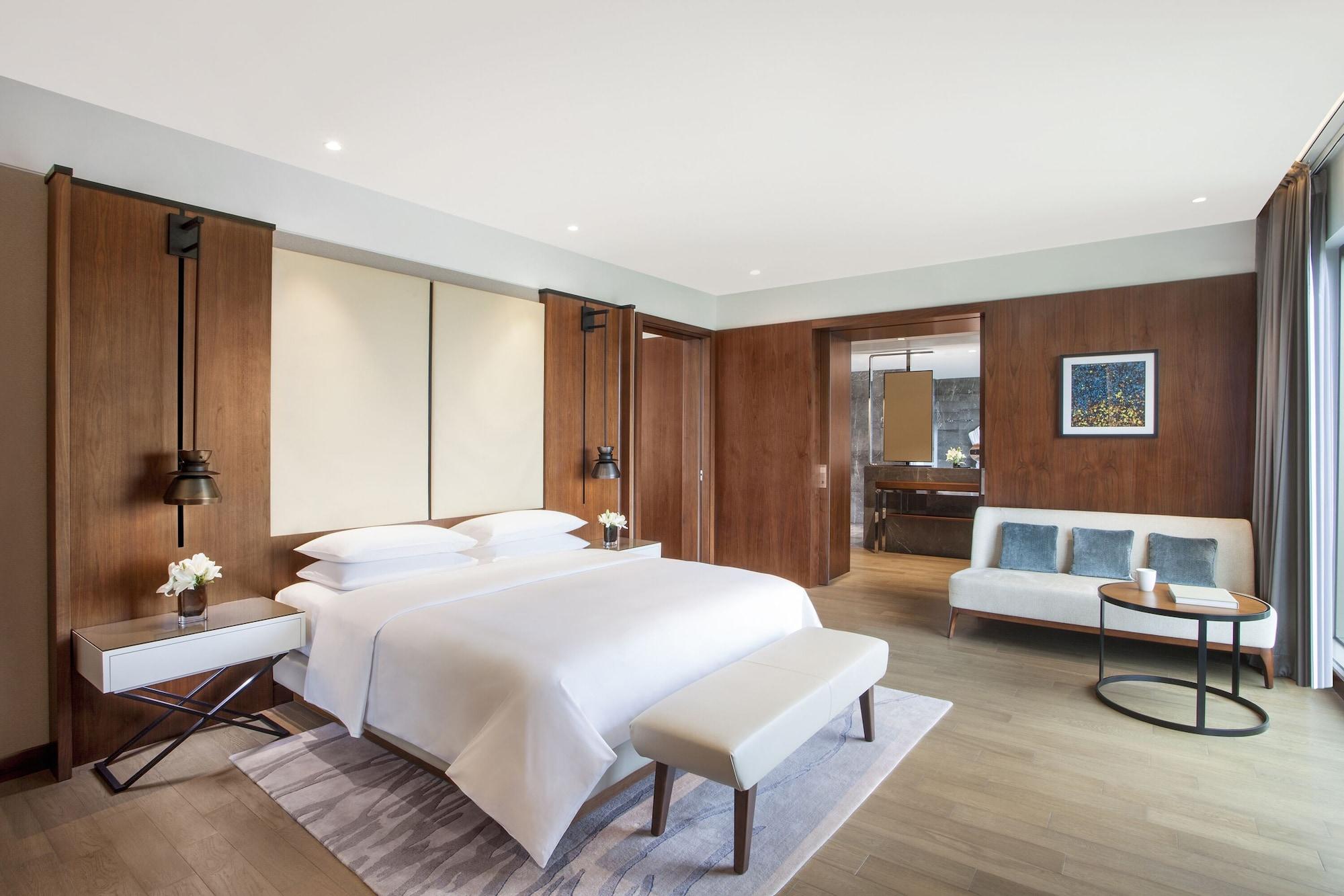 Grand Hyatt Bolgatty 5*