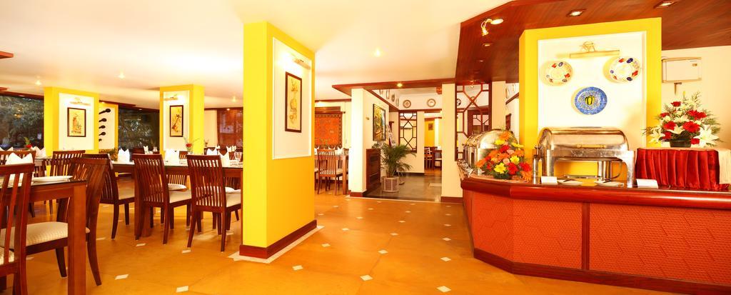 Riviera Suites 4*
