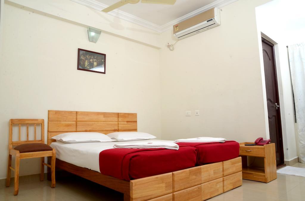A V Residency Hotel 3*