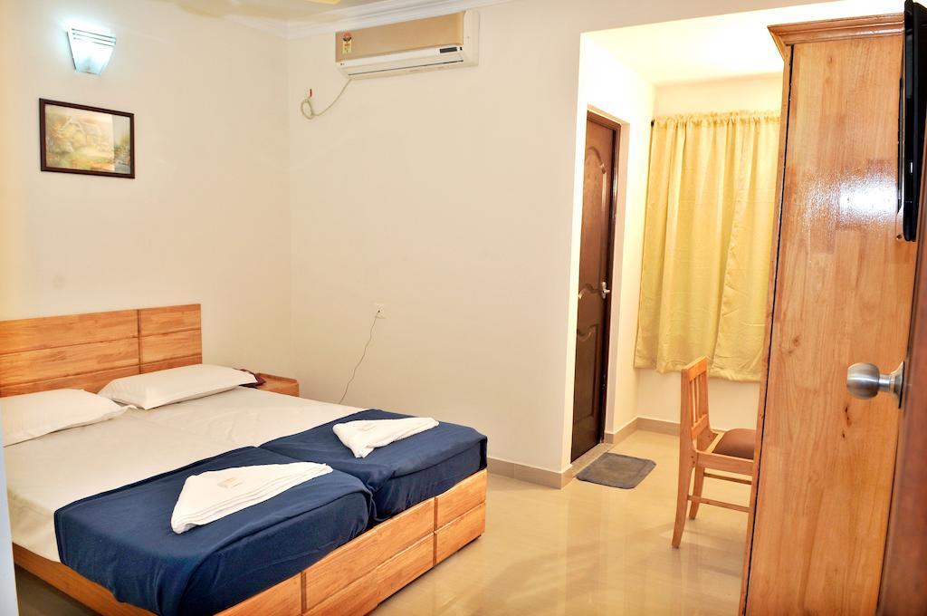 A V Residency Hotel 3*