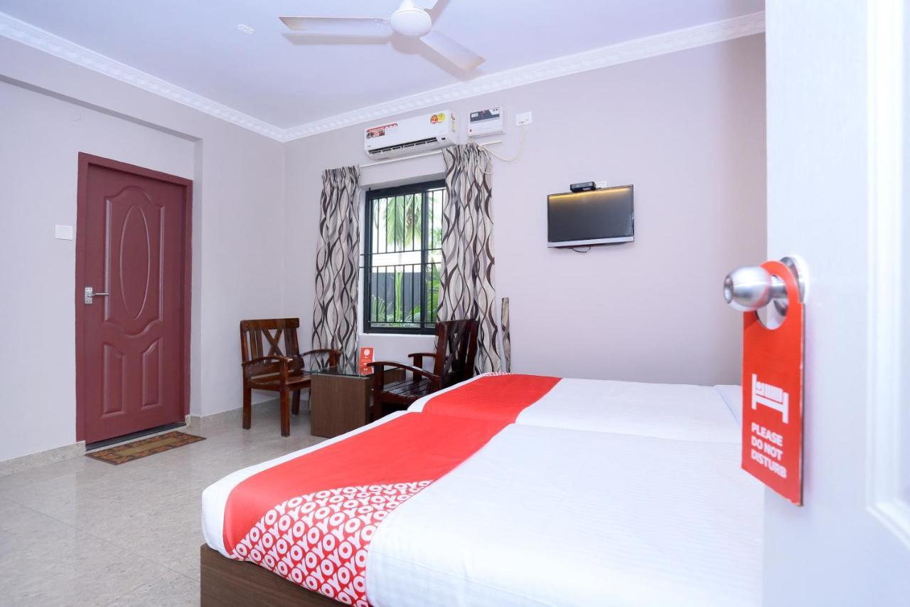 Oyo 23116 Gino Tourist Hotel Kochi