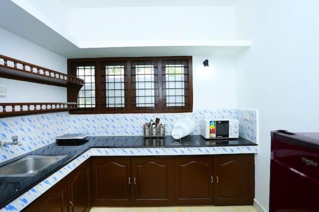 The Solo Kadavanthra Apartment