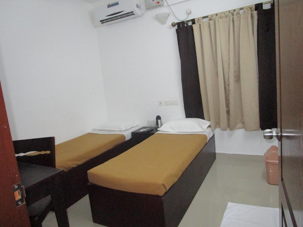 Lodge Laals Kochi