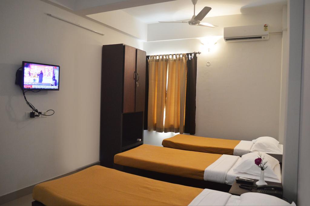 Laals Kochi