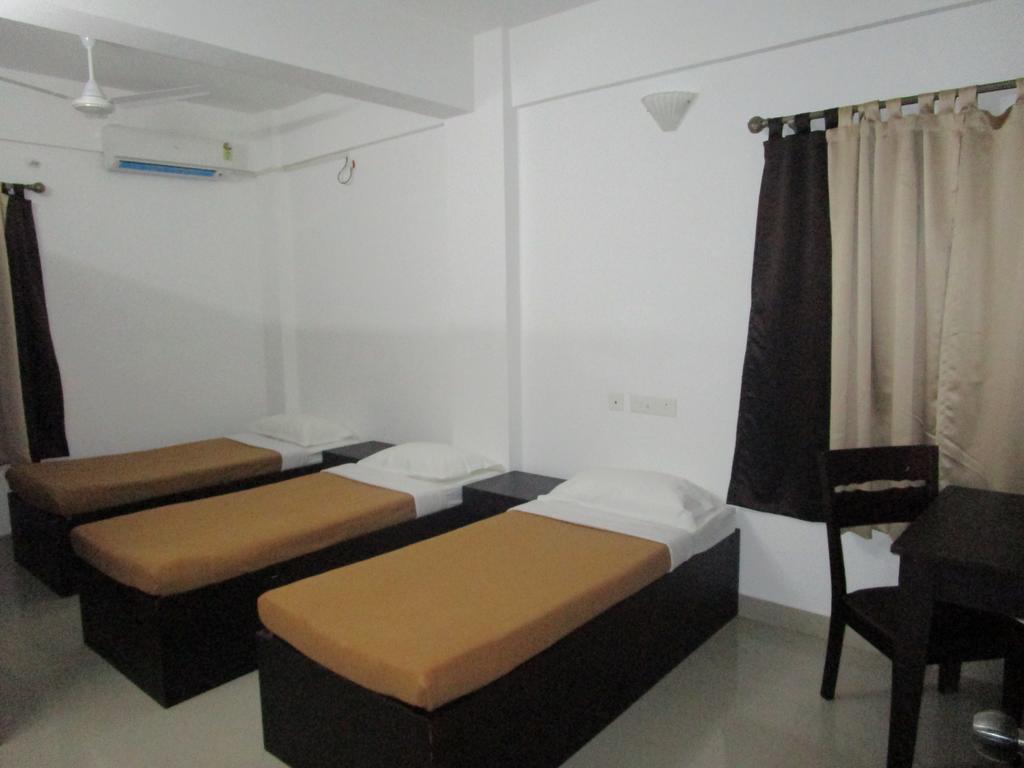 Laals Lodge