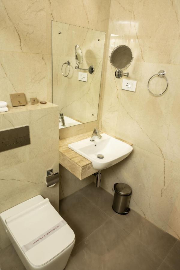 The Runway Hotel 3*