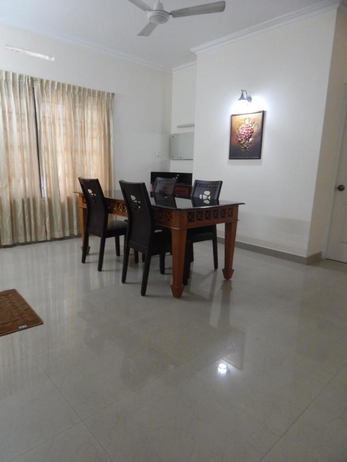 Aparthotel Royal Homes *