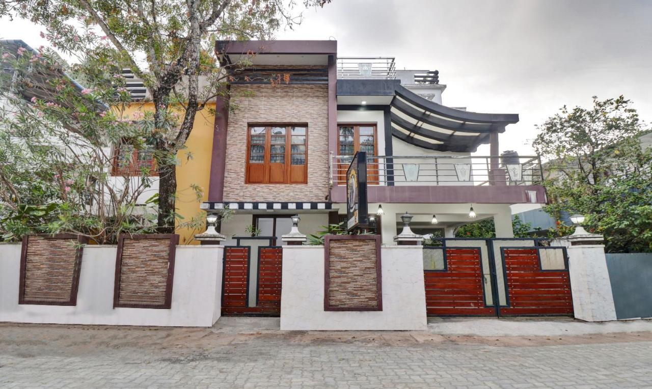 Treebo Backpackers 3* Kochi