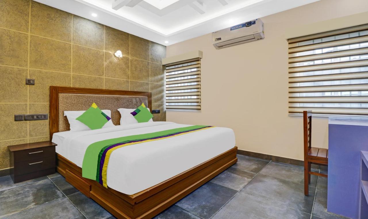 Treebo Pushpak Service 3*