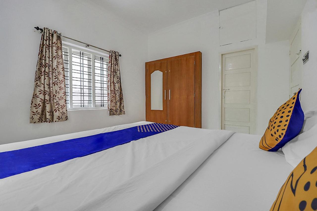 Hotel Spot On 83990 Trance Kochi