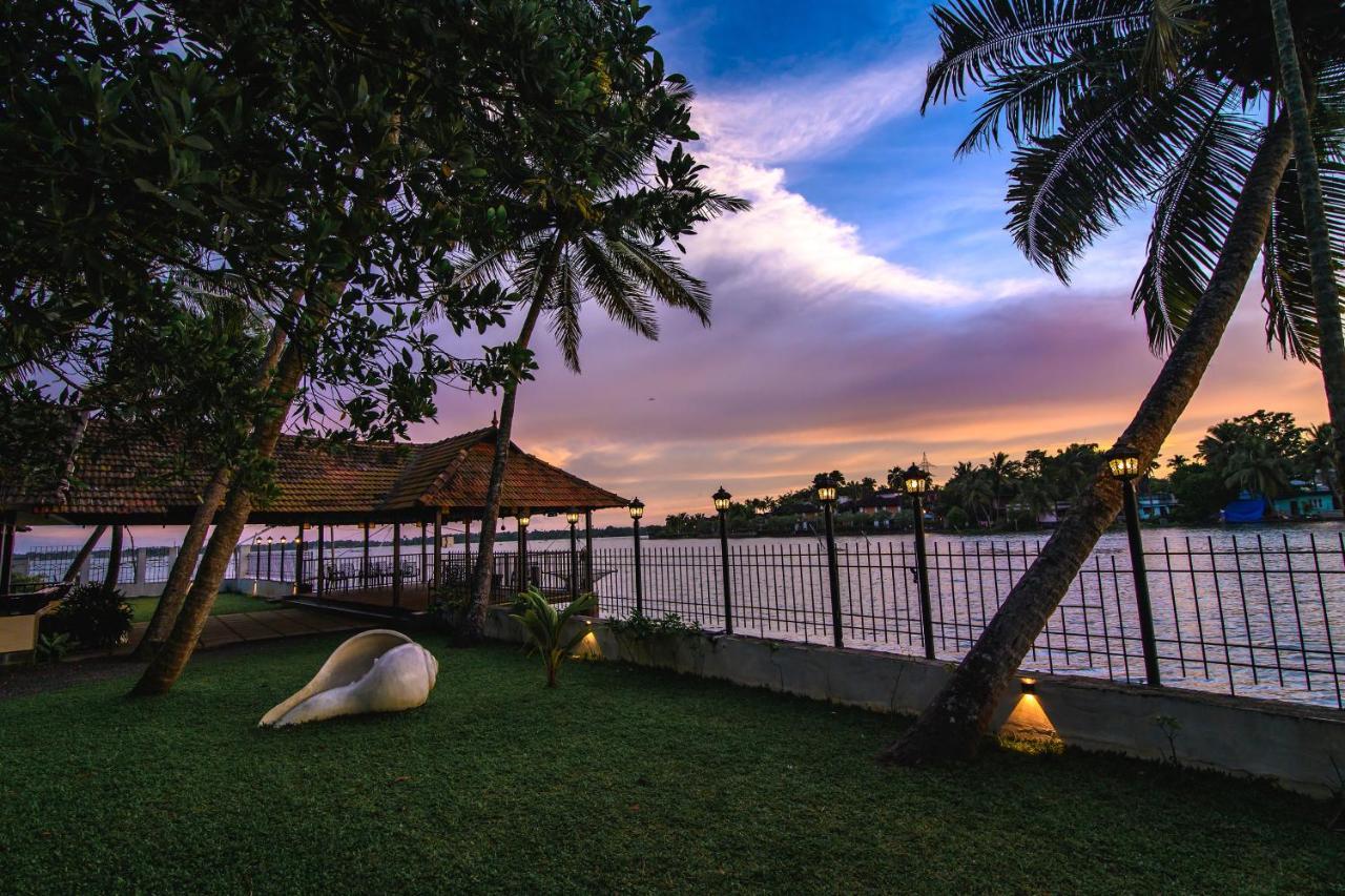 Villa Serene Waters