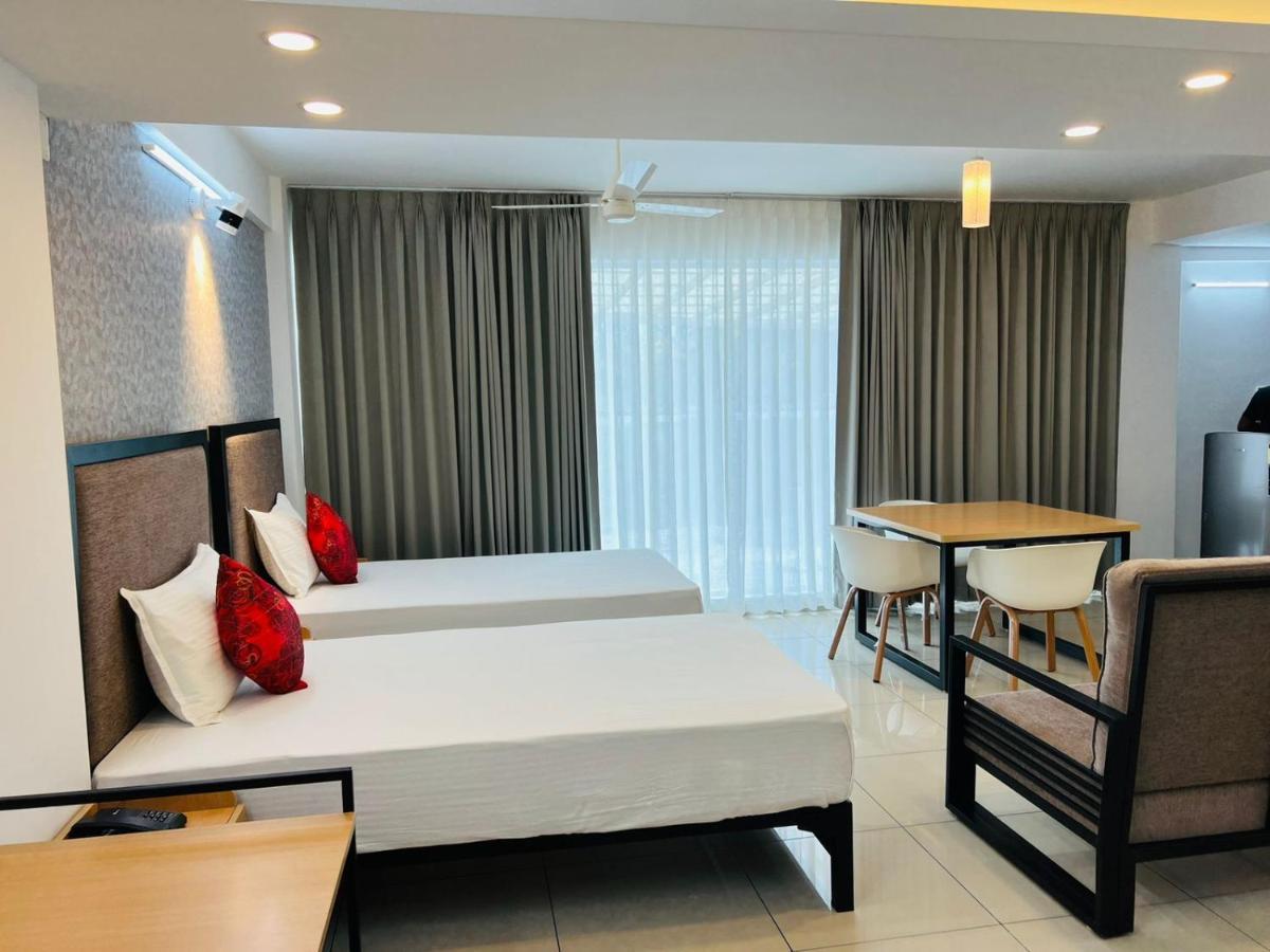 The White Orchid Luxury Service Apartment