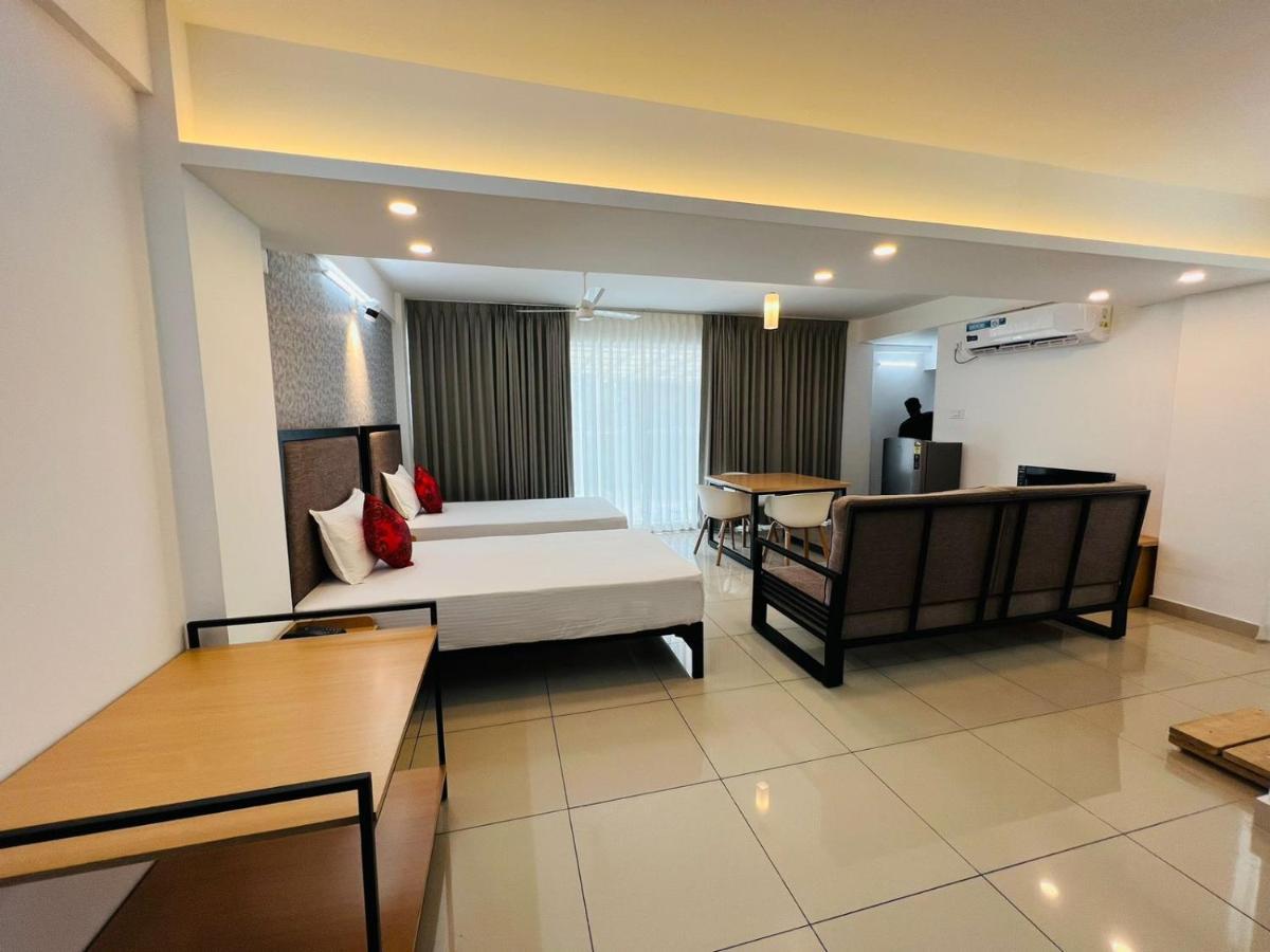 Apartment The White Orchid Luxury Service Kochi