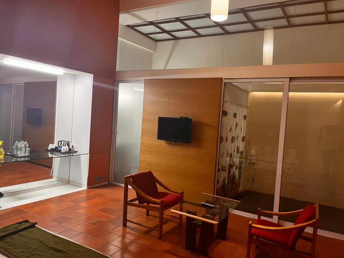 Presidency Artotel, Kochi