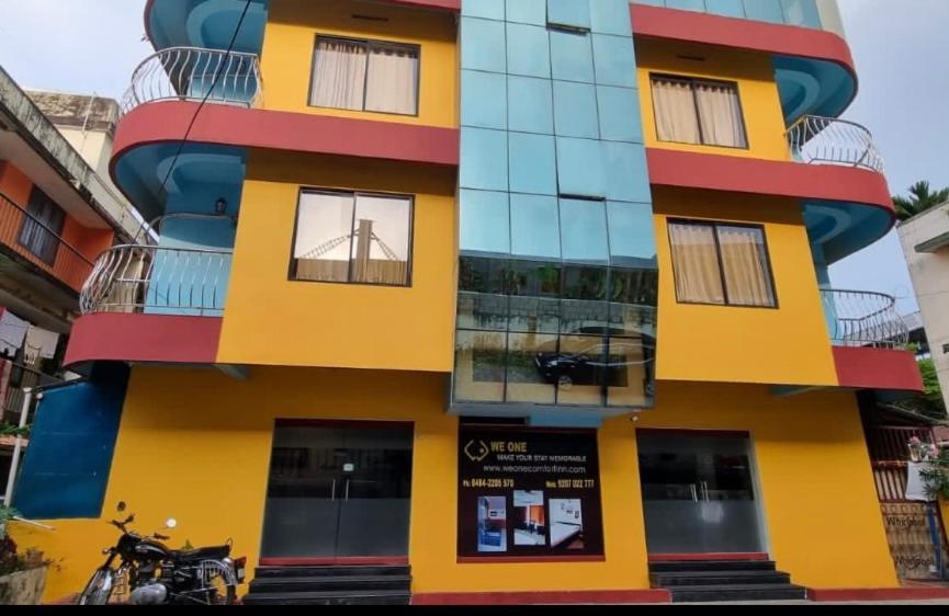We One Comfort Hotel Kochi