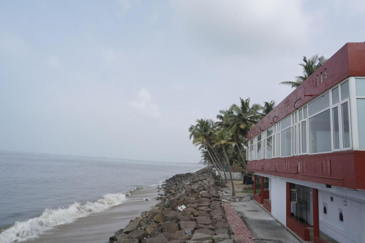 Hotel Cherai Blue View *