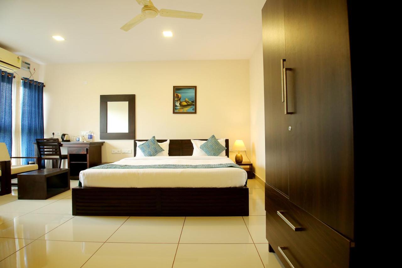 Emerald Hills Club Resort *