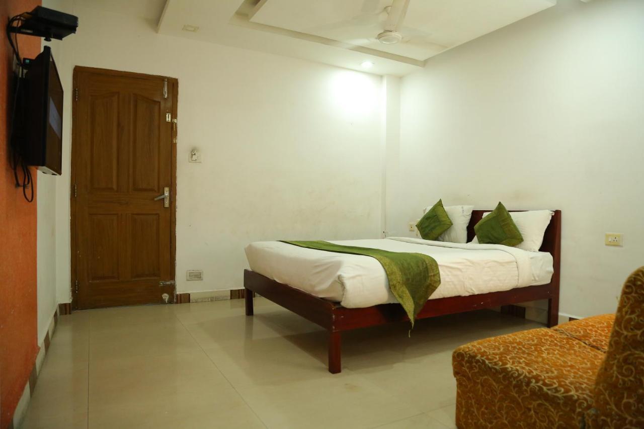 Hotel Malabar Plaza 2*