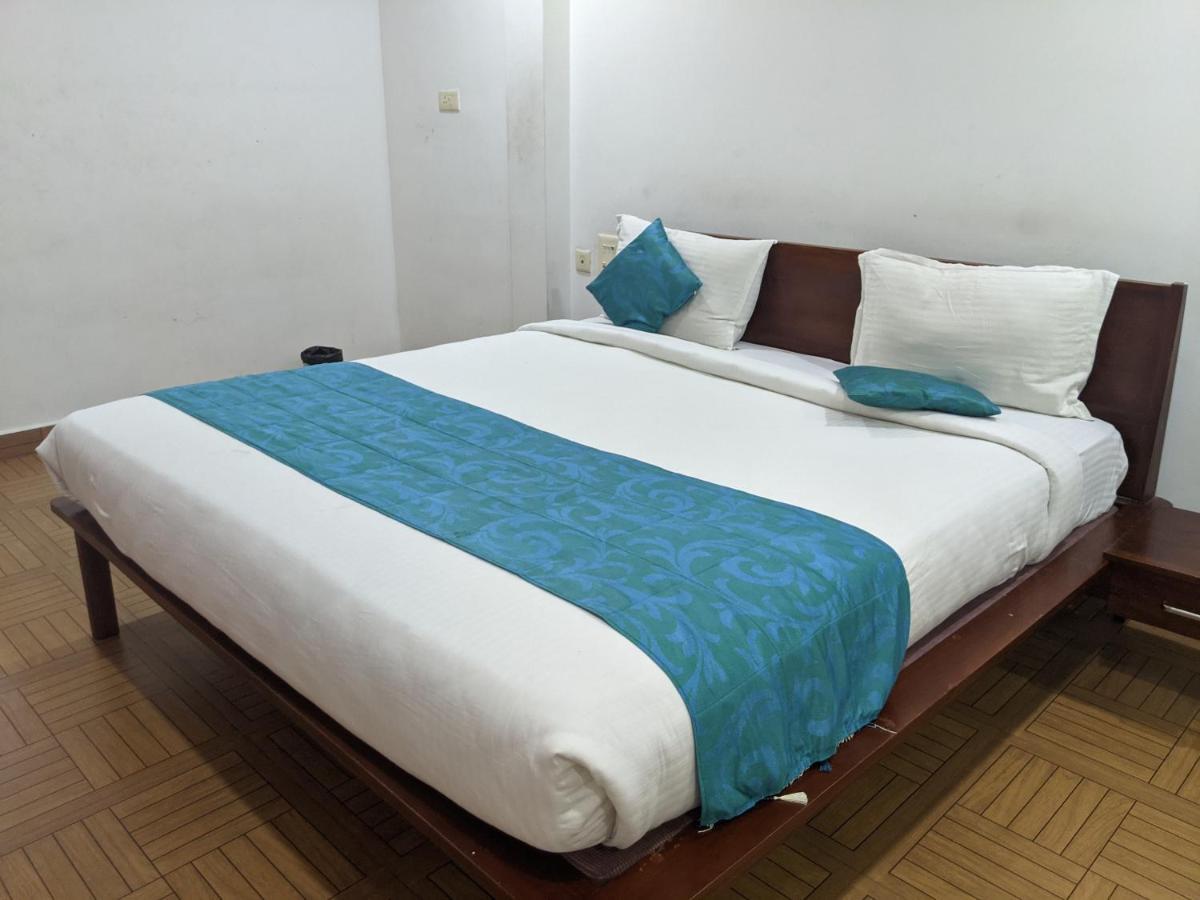 Hotel Malabar Plaza 2*