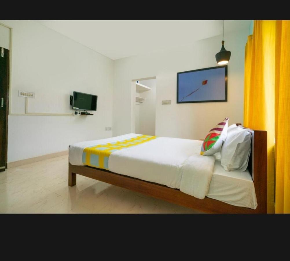 Tharayil Apartment