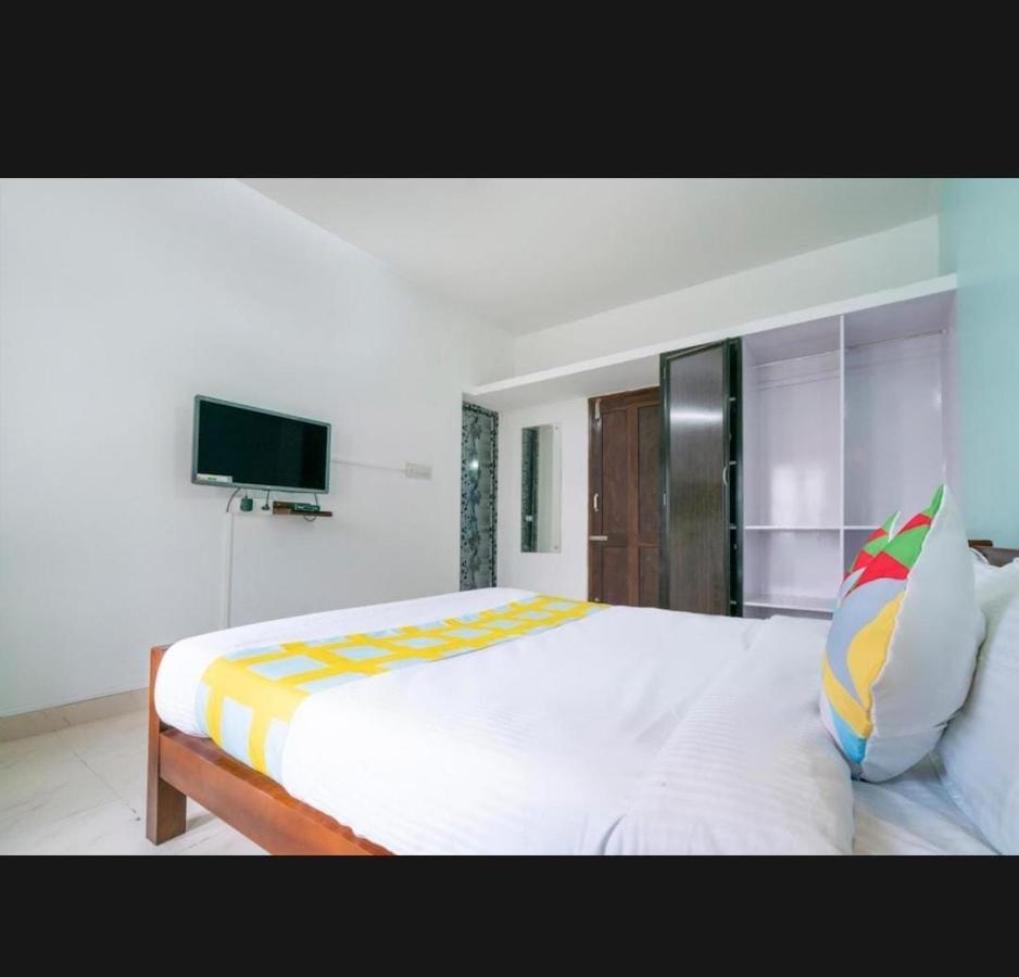 Tharayil * Kochi