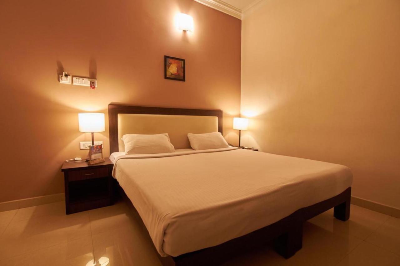 Abode Hotel 3*