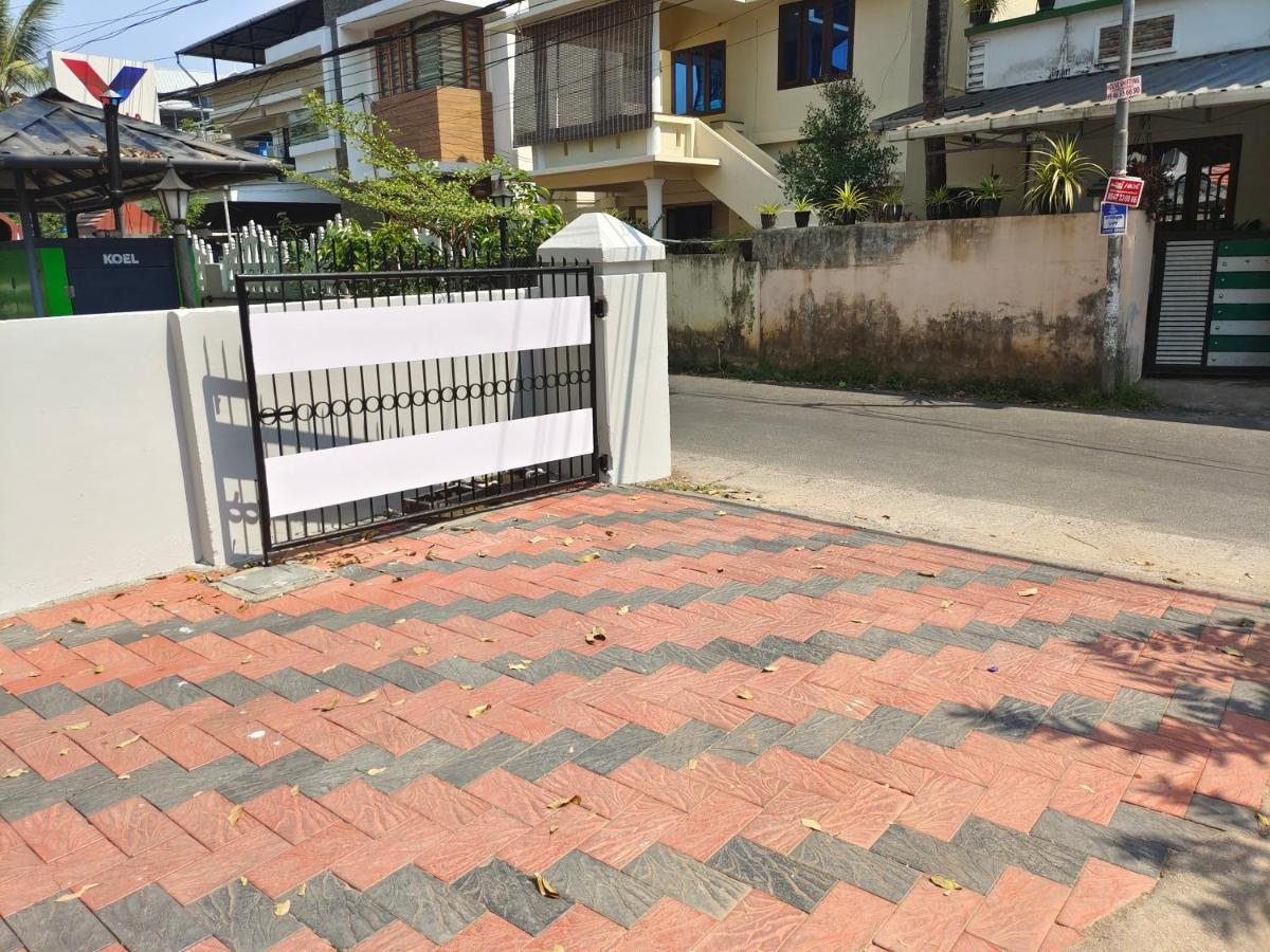 Retaj Residency * Kochi