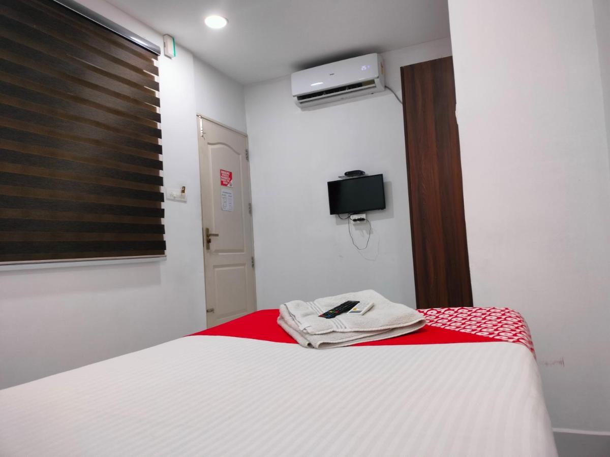 Kings Thrippunithura Hotel