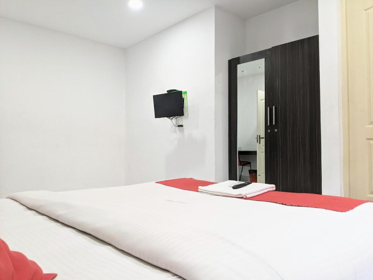 Hotel Kings Thrippunithura