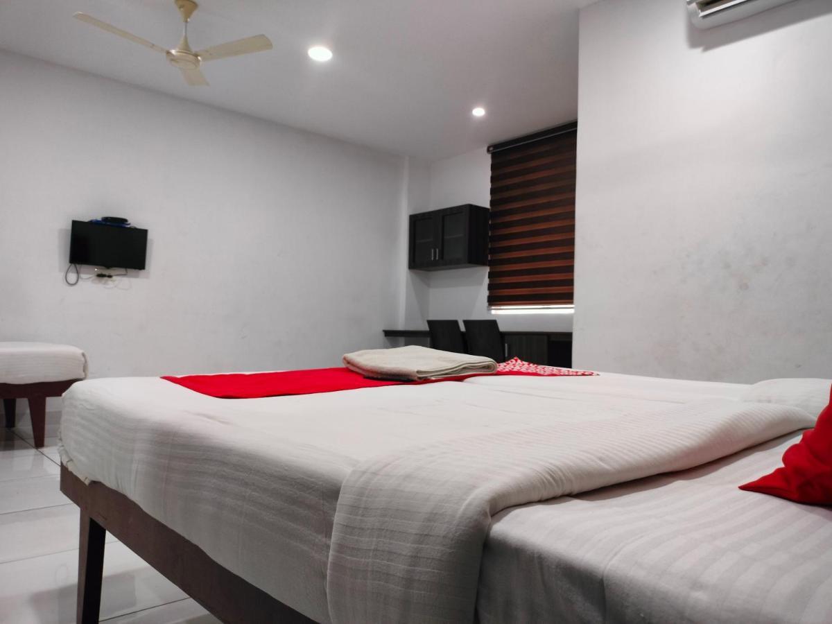 Hotel Kings Thrippunithura 3*