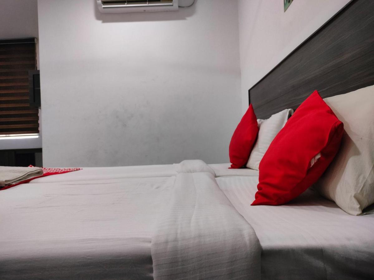 Hotel Kings Thrippunithura Kochi