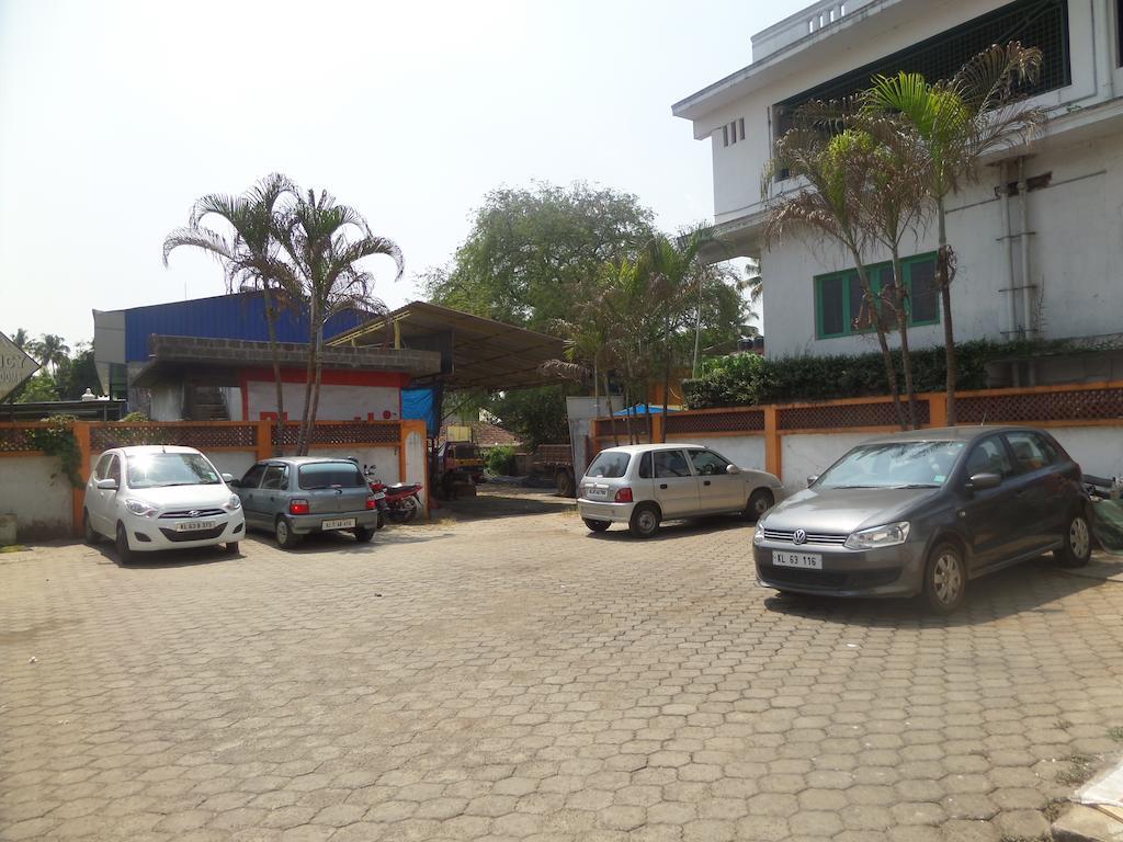 Hotel Amma Residency 2*