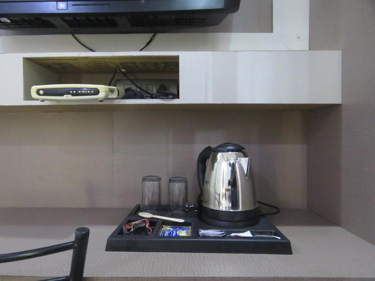 Hotel Reegate Near South Railway Station 3*