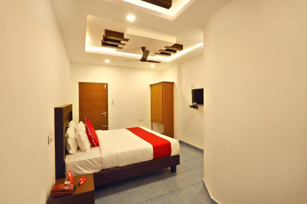 Oyo Flagship Malabar Plaza Hotel 3*