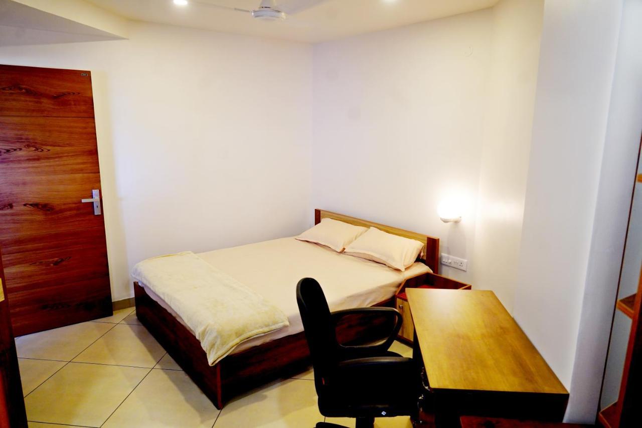 Kadampanattu's Apartment