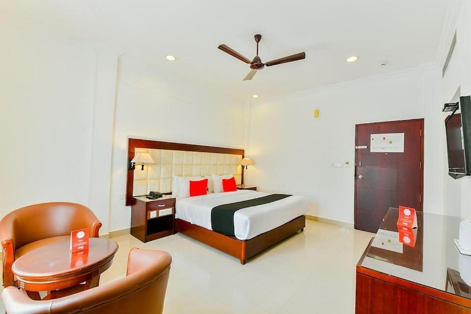 Hotel Ajantha Regency 4*