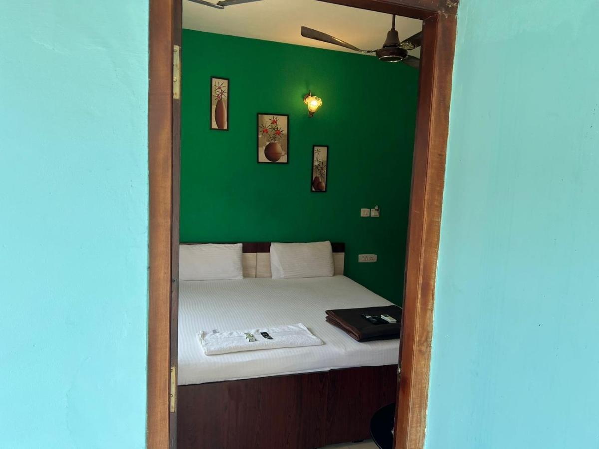 We One Comfort Hotel 3*
