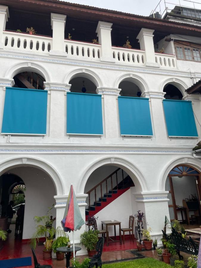 Hotel Old Courtyard Kochi